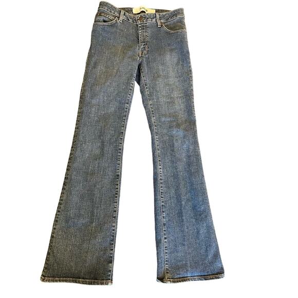 GAP Bootcut Flare Medium Wash Denim Jean Women's size  4 Regular - Picture 1 of 8